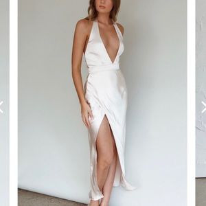 Selfie Leslie Cream Midi Dress